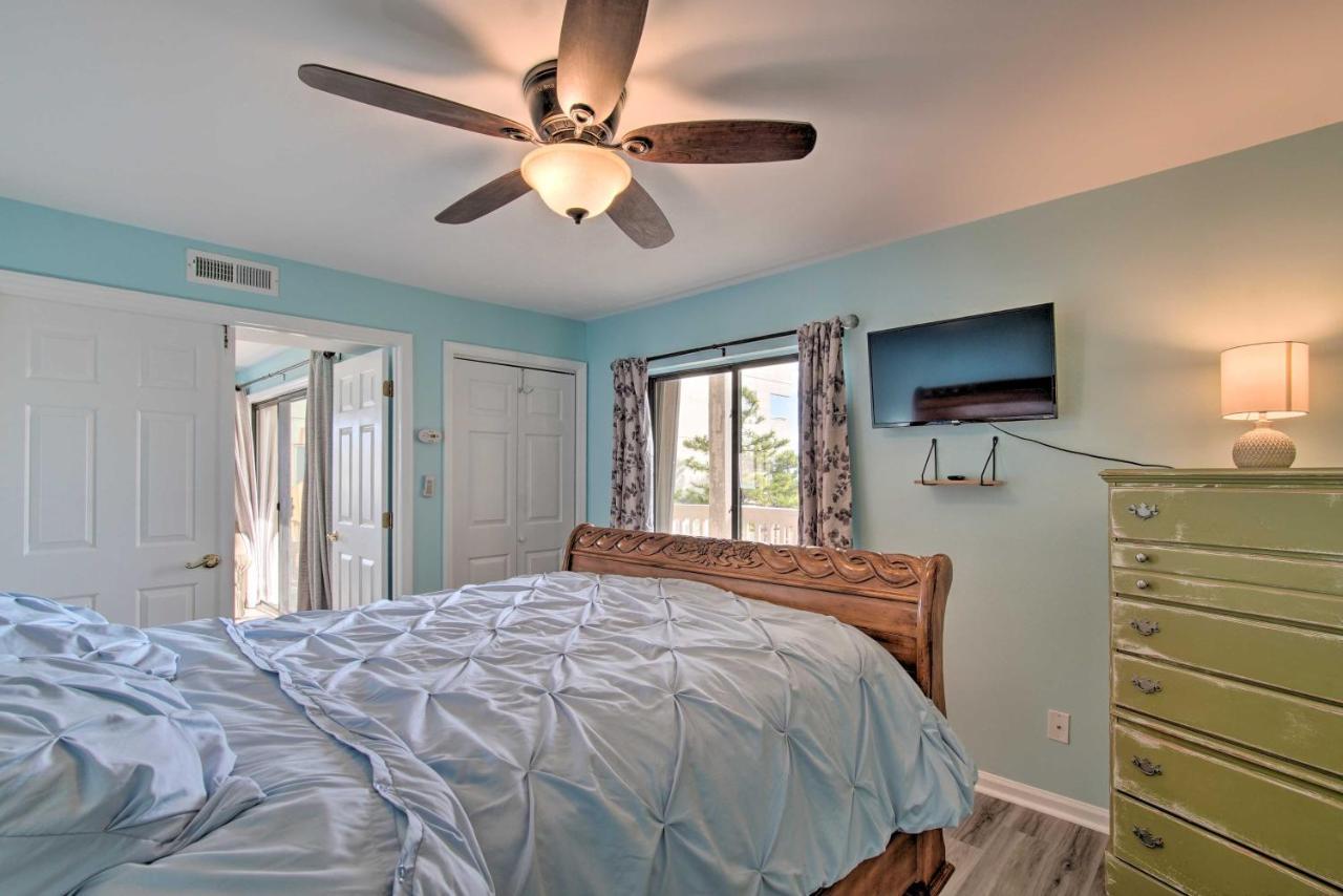 Ocean-View Condo With Deck, Steps To Carolina Beach! Buitenkant foto